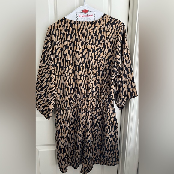 Romper - Picture 4 of 5